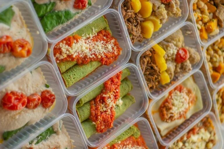 Meals in Boxed Prepared for Box Diet